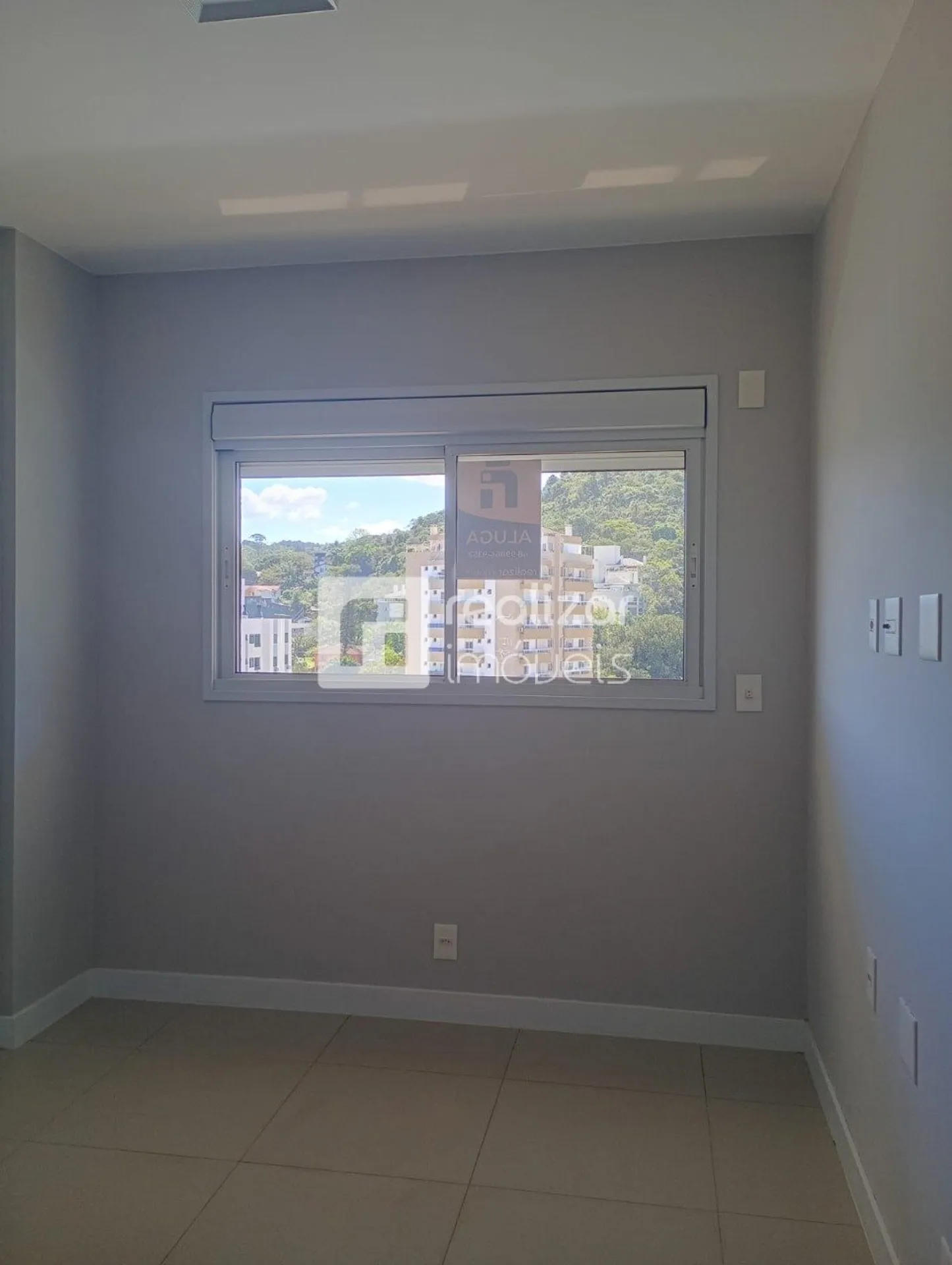 Mountain view in a 2-bedroom apartment, 75 m² — photo 8