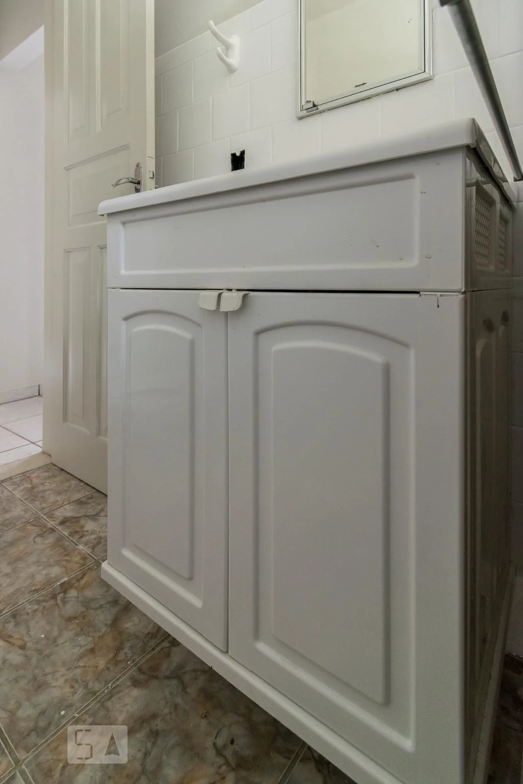 Unfurnished 1-bedroom apartment with 1 bathroom — photo 32