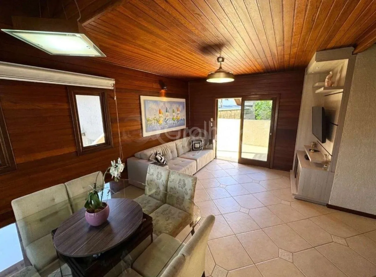 Вид на воду и 3 спальни: дом 264 м² — photo 11