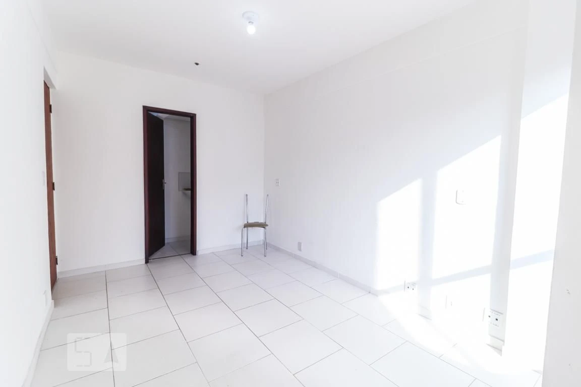 1-bedroom, 1-bath apartment with no parking — photo 20