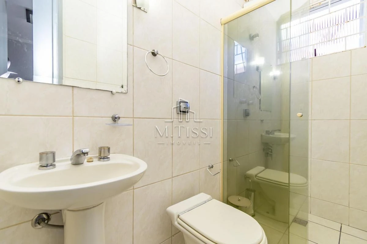 Washing machine in a 3-bedroom house, 200 m² — photo 16