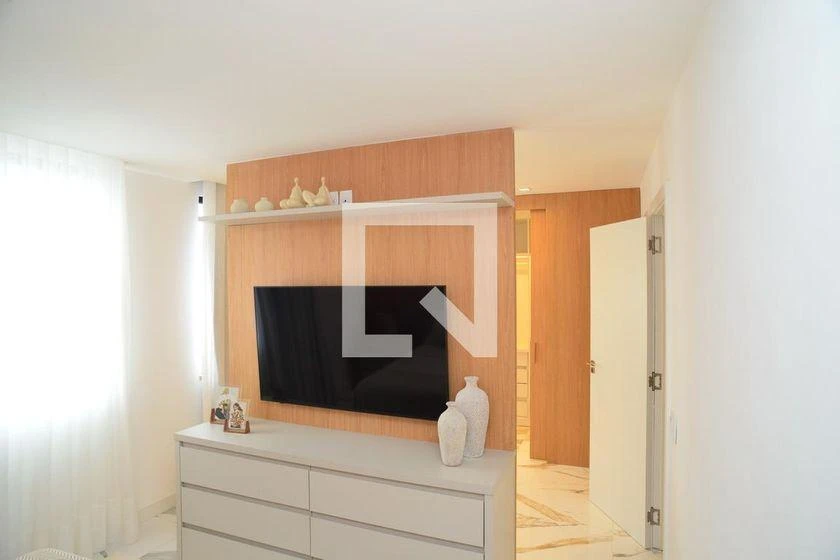 320 m² furnished penthouse with 4 bedrooms and 7 baths — photo 33