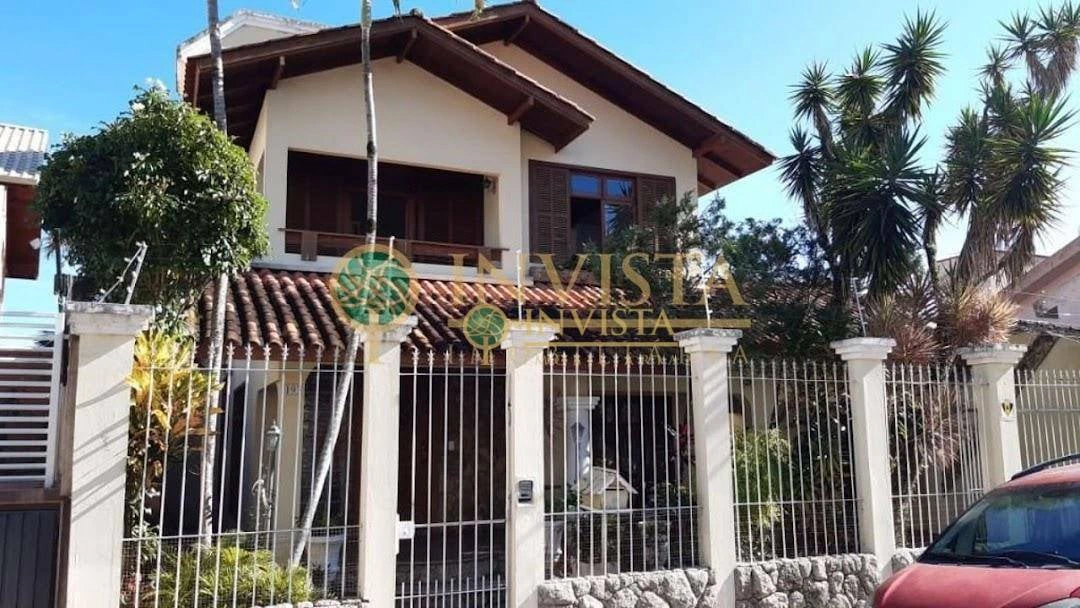 Casa de dos plantas con 5 dormitorios y 420 m² — photo 4