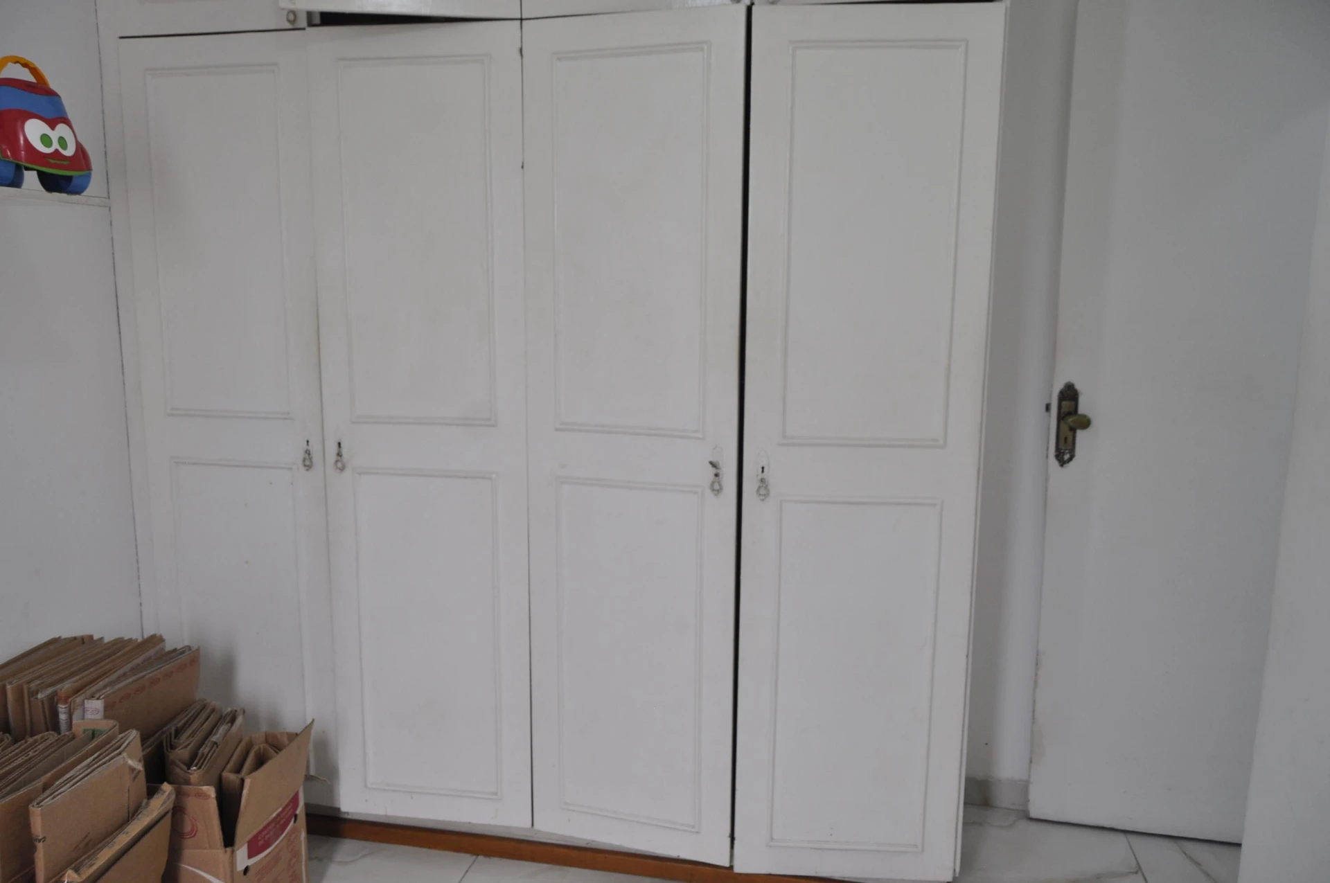 Furnished 2-bedroom apartment with private garden and 1 bath — photo 38