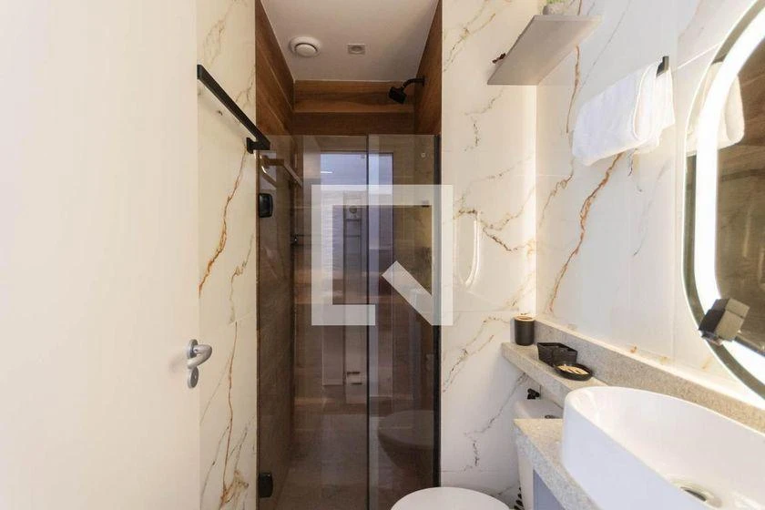 Apartamento mobiliado de 1 quarto com 30 m² e banheiro — photo 22