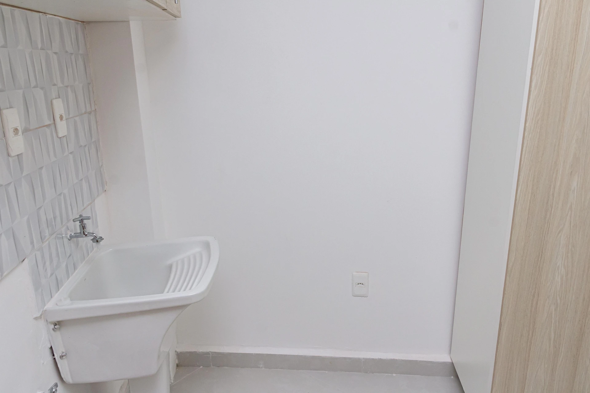Estudio sin amueblar con 1 dormitorio y 1 baño — photo 44