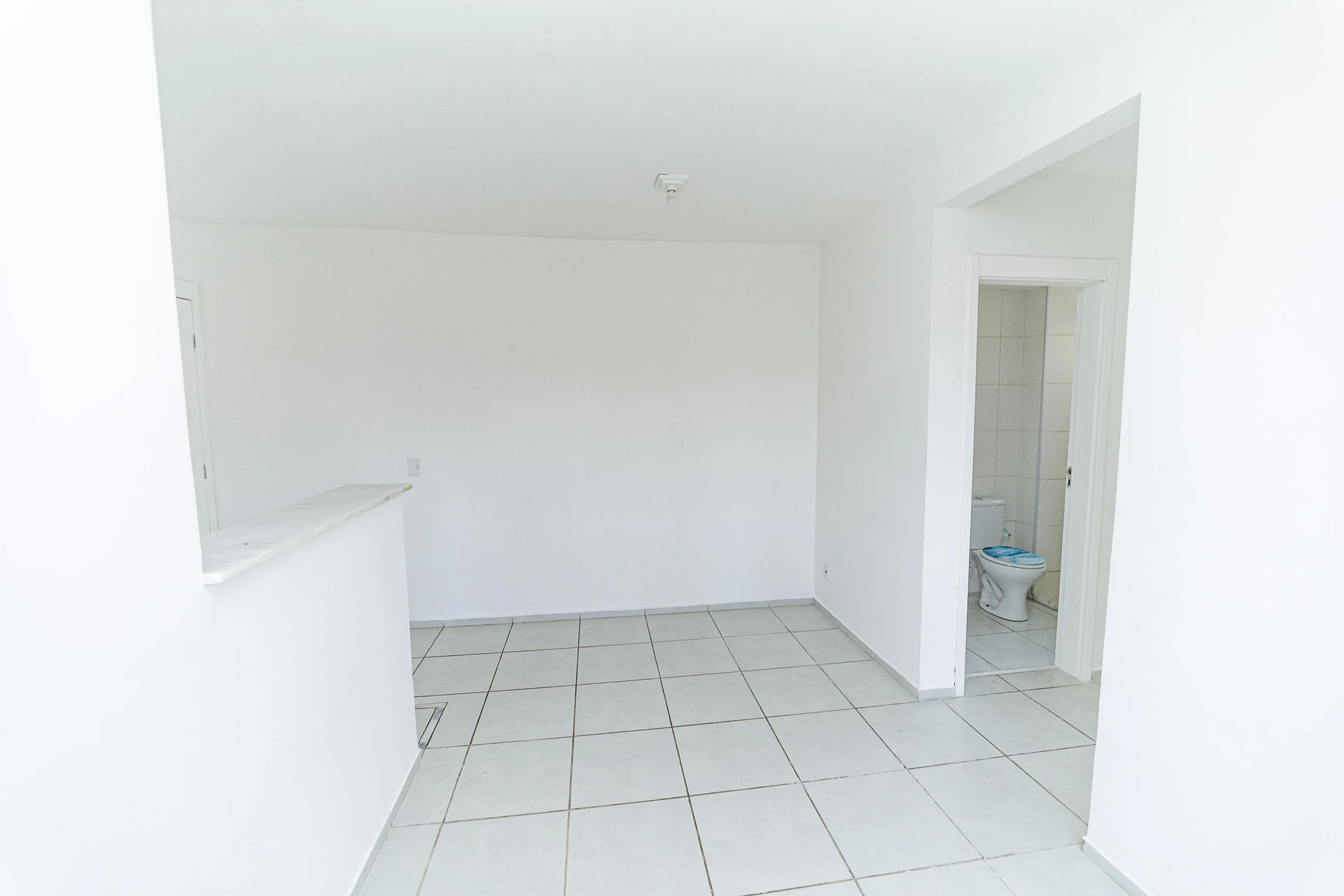 Apartamento de 2 quartos em condomínio com piscina — photo 15