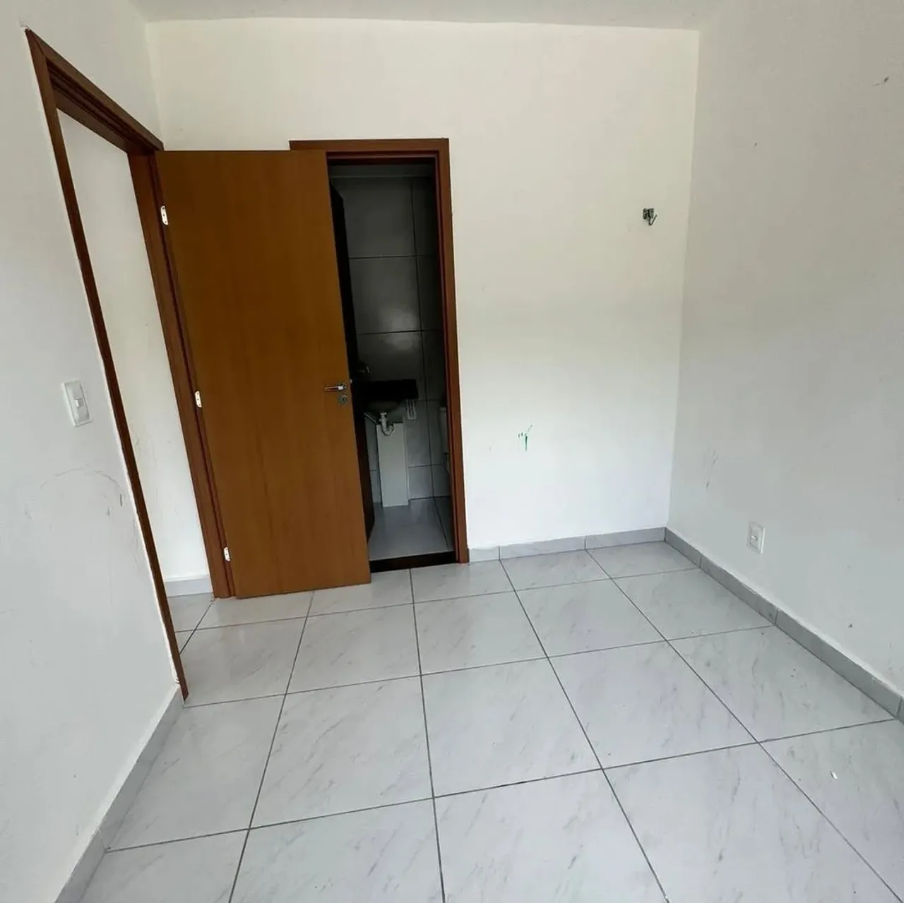Квартира с 2 спальнями, в доме есть тренажёрный зал — photo 10