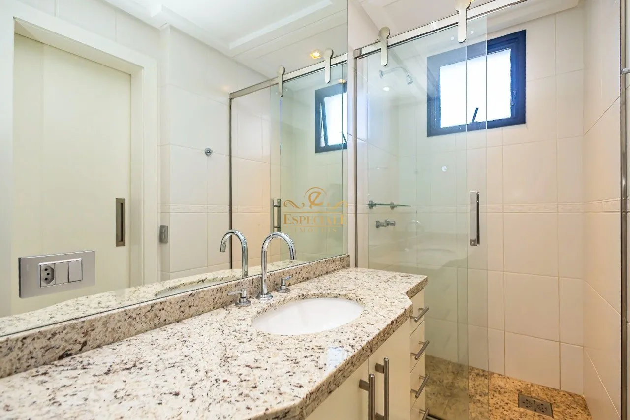 3-bedroom apartment with 5 bathrooms and 2 parking spaces — photo 29