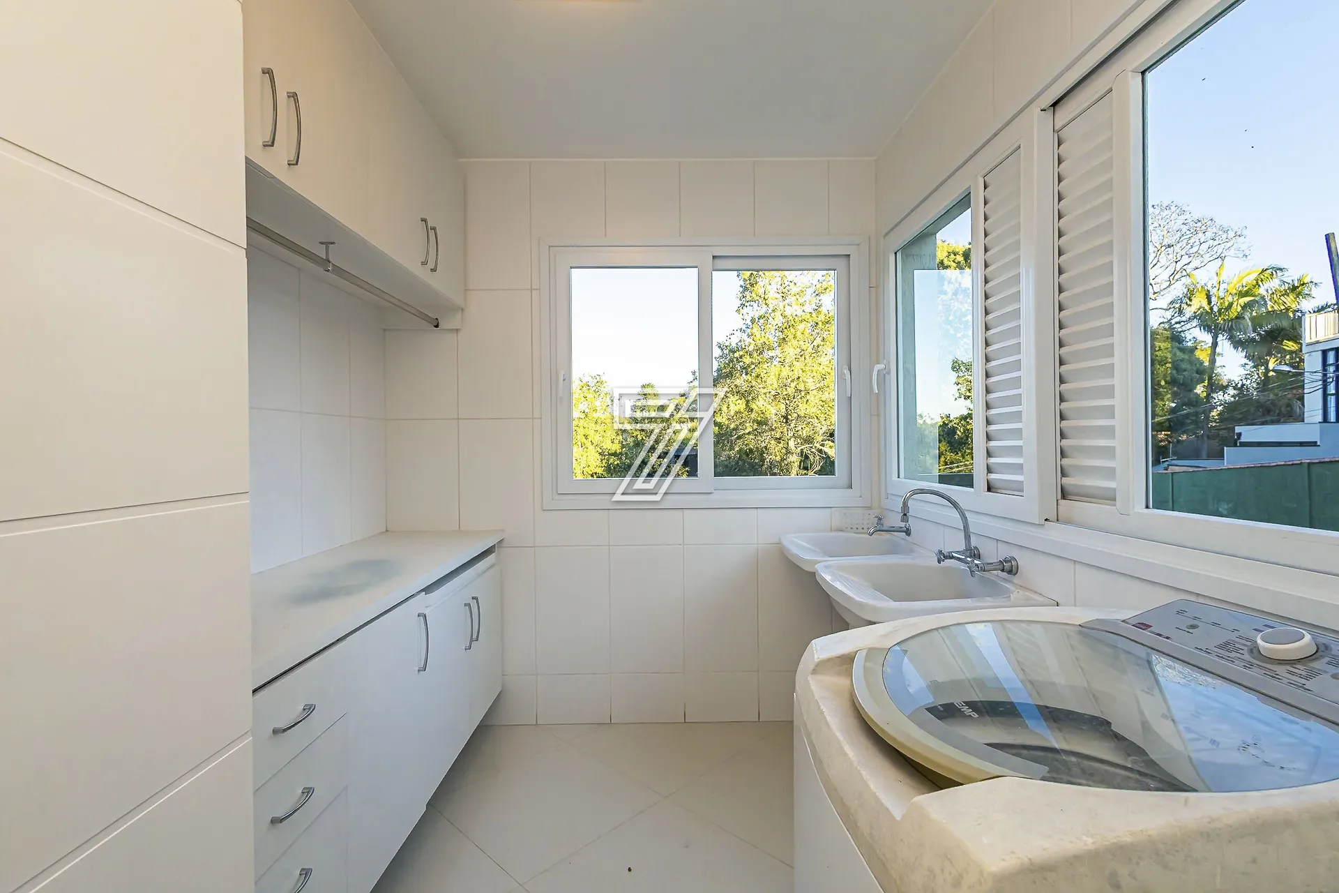 Casa para locação com 4 quartos e 3 suítes — photo 21