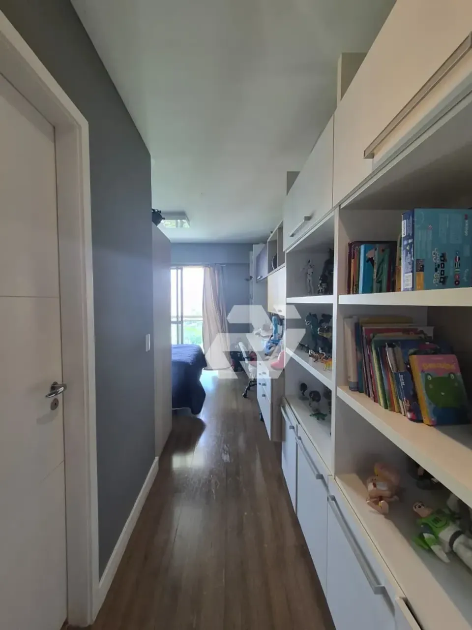 Furnished apartment, 233 m², with a walk-in closet — photo 11