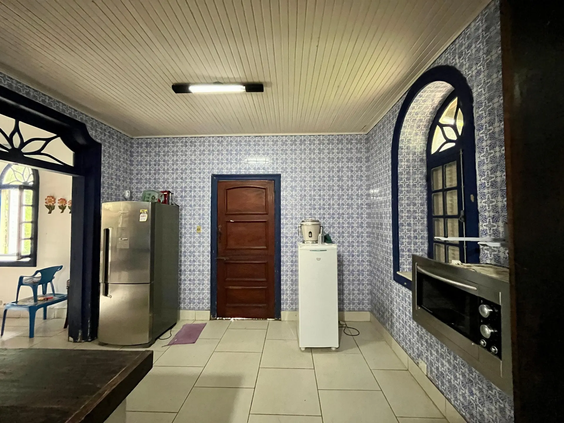 6-bedroom house with a washing machine — photo 15
