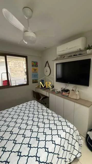 2-bedroom apartment in a building with a pool — photo 7
