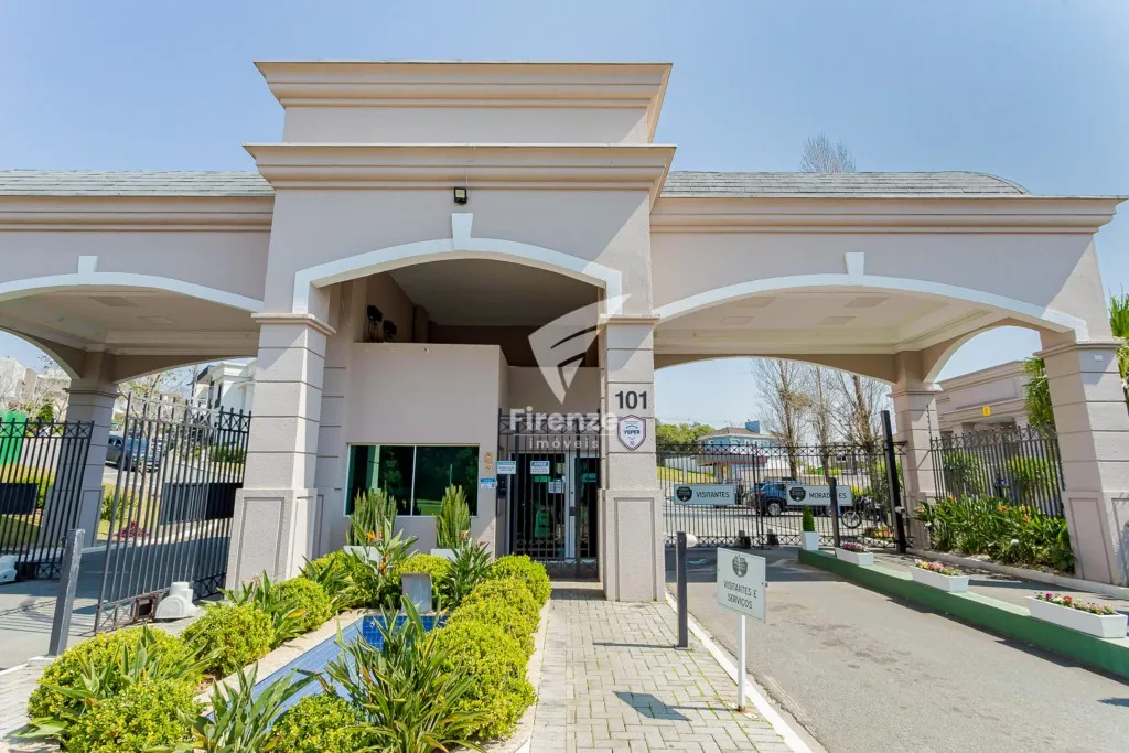 Furnished house with 4 bedrooms and 320 m² — photo 137