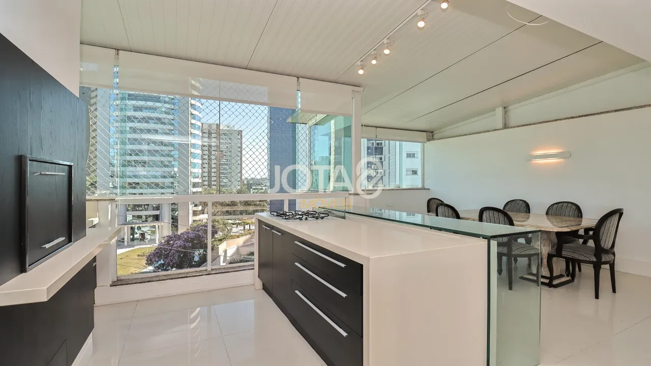 Furnished 3-bedroom apartment with a private BBQ — photo 20