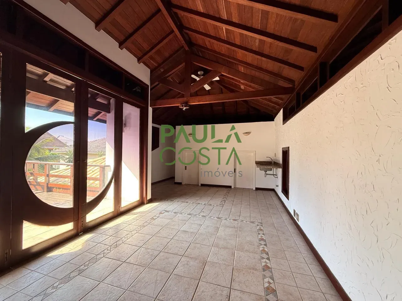 Furnished house with 5 bedrooms and 756 m² plus 4 parking — photo 30