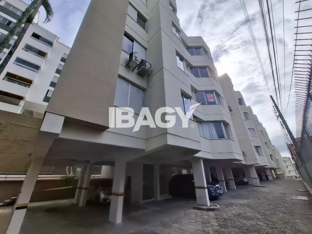 Apartamento amueblado de 2 dormitorios, 75 m² y garaje — photo 16