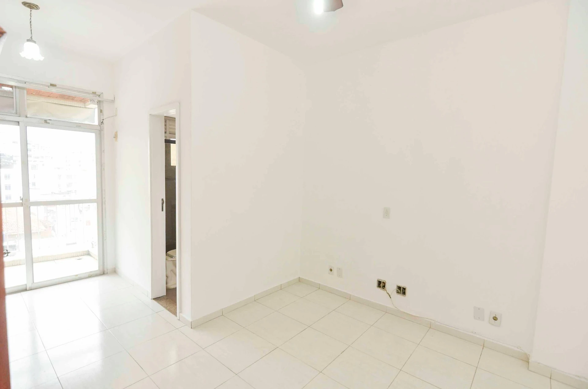 2-bedroom apartment with a home office in Rio de Janeiro — photo 17
