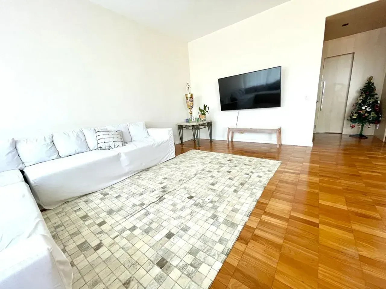 Furnished apartment with 4 bedrooms and closed kitchen — photo 14