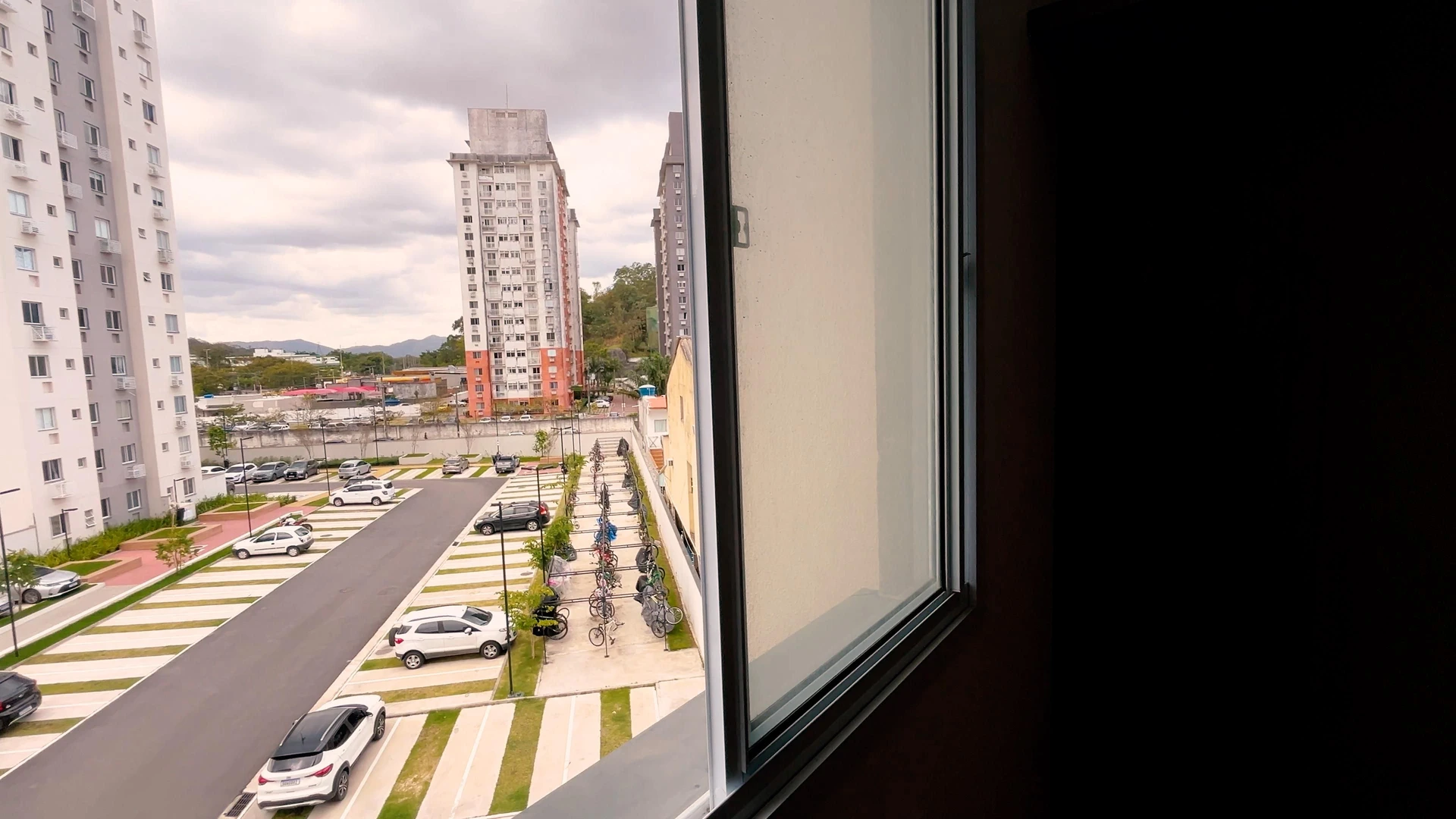 Apartamento mobiliado com varanda e churrasqueira na sacada — photo 15