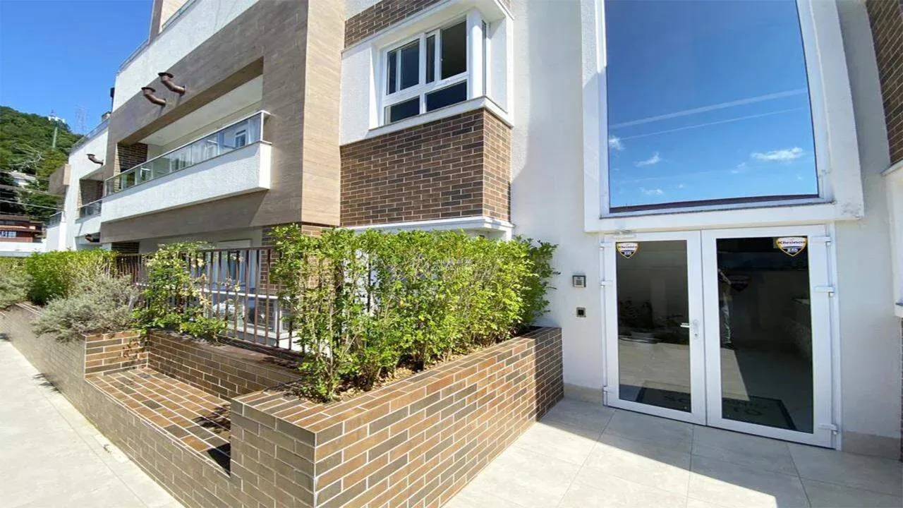 Furnished 1-bedroom apartment with 40 m² and 2 parking spots — photo 5