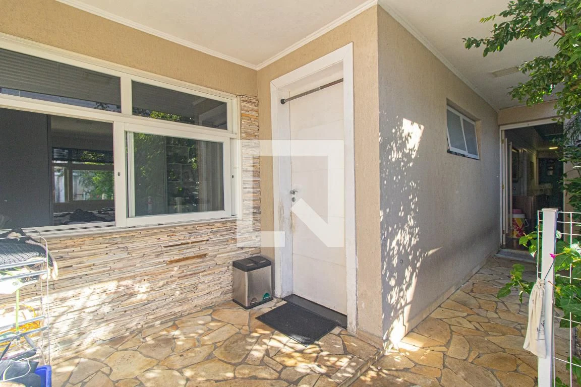 Ванна та 4 спальні: будинок 350 м² — photo 62