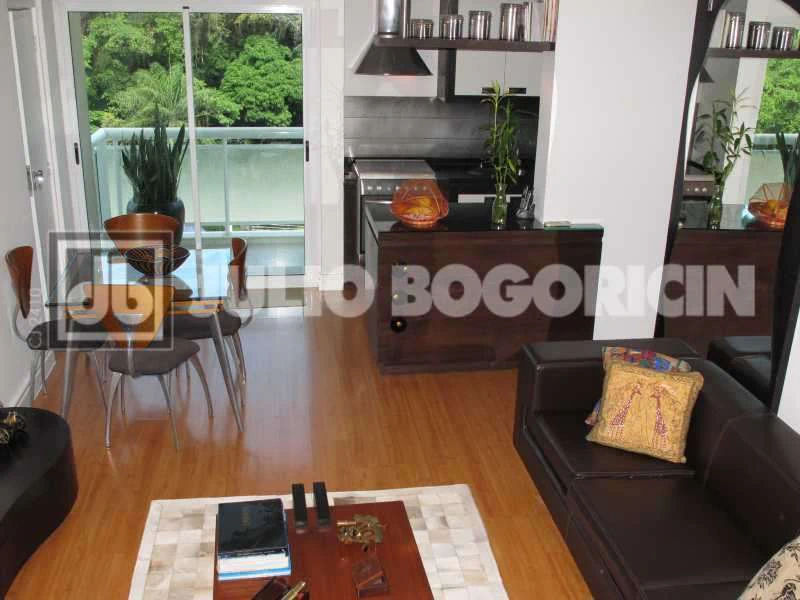 3-bedroom 150 m² apartment with 2 parking spots — photo 2
