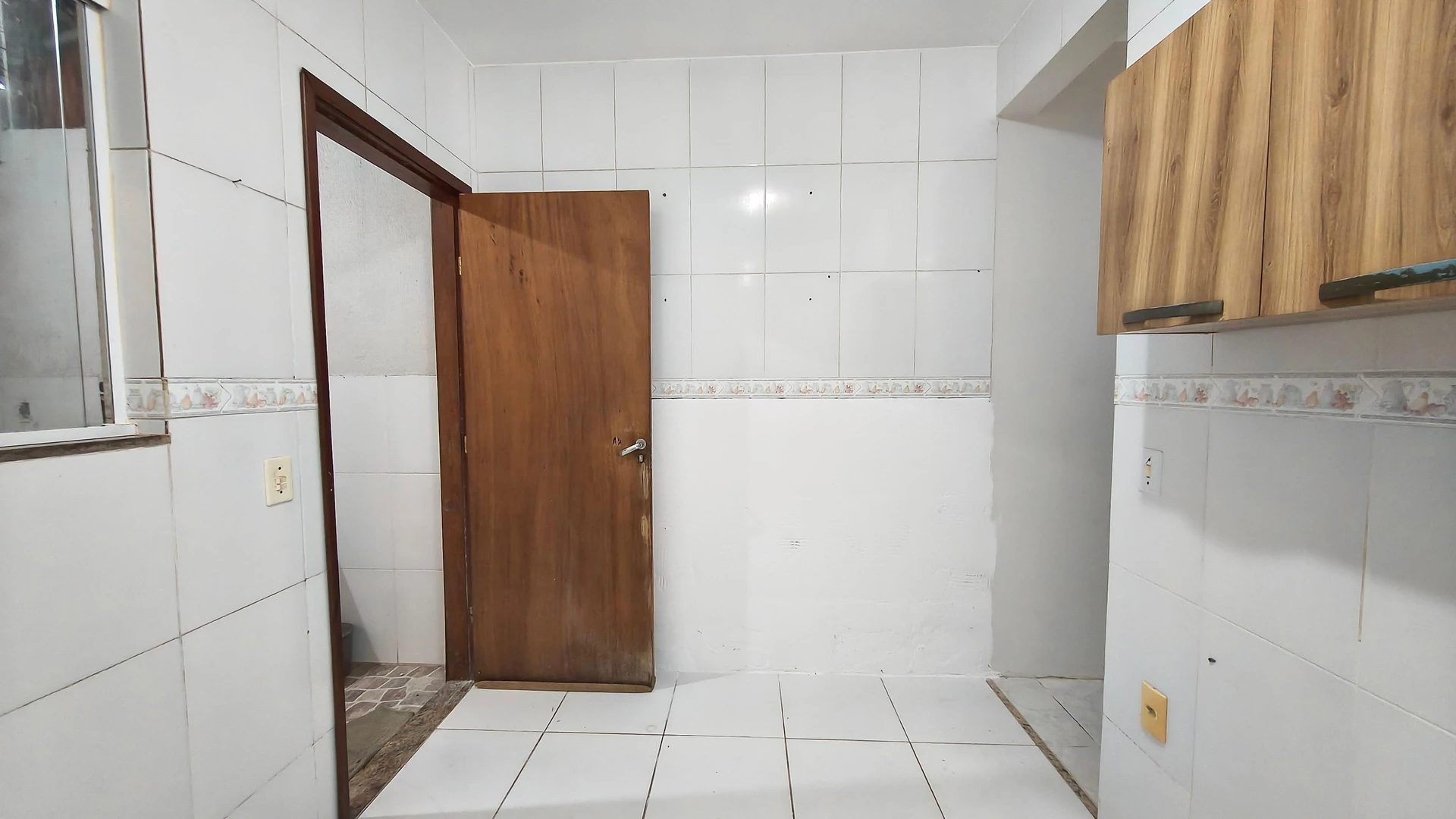 Casa con 4 dormitorios, 3 baños y jardín privado — photo 29