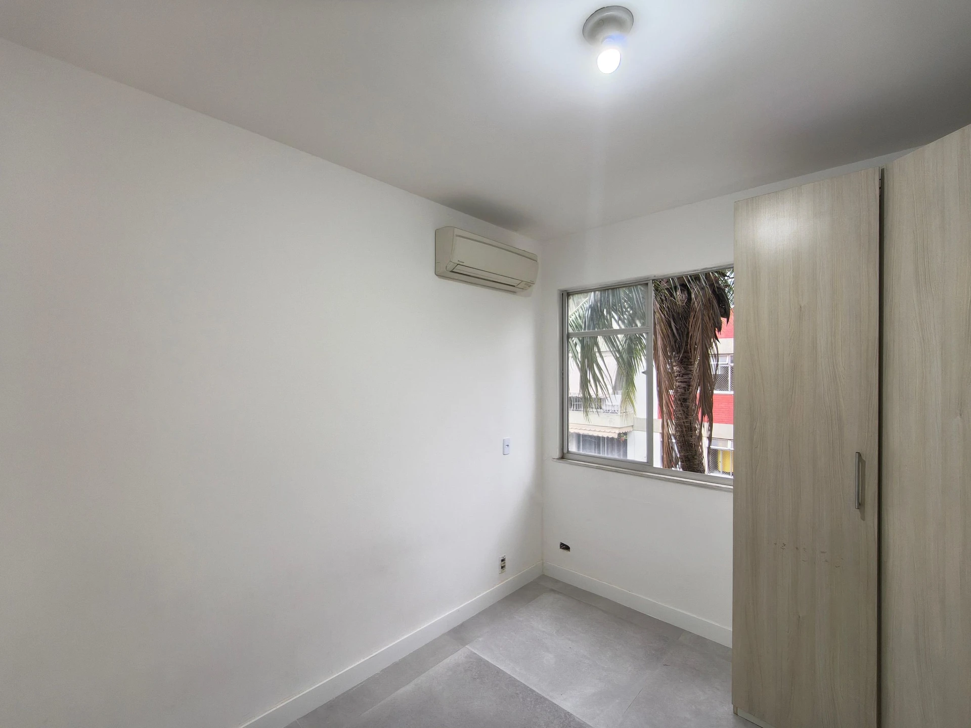 3-bedroom apartment with a park view — photo 11
