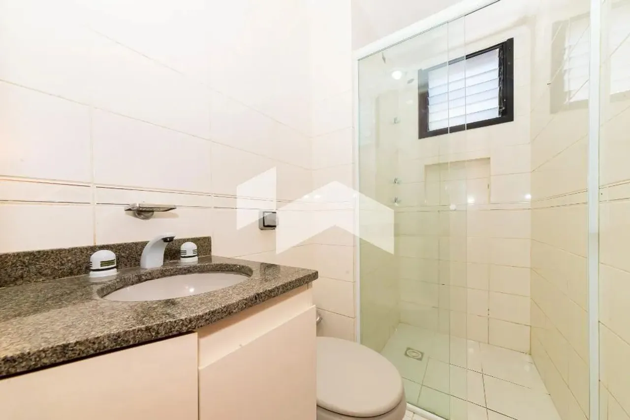 62 m² apartment with 2 bedrooms and separate kitchen — photo 11