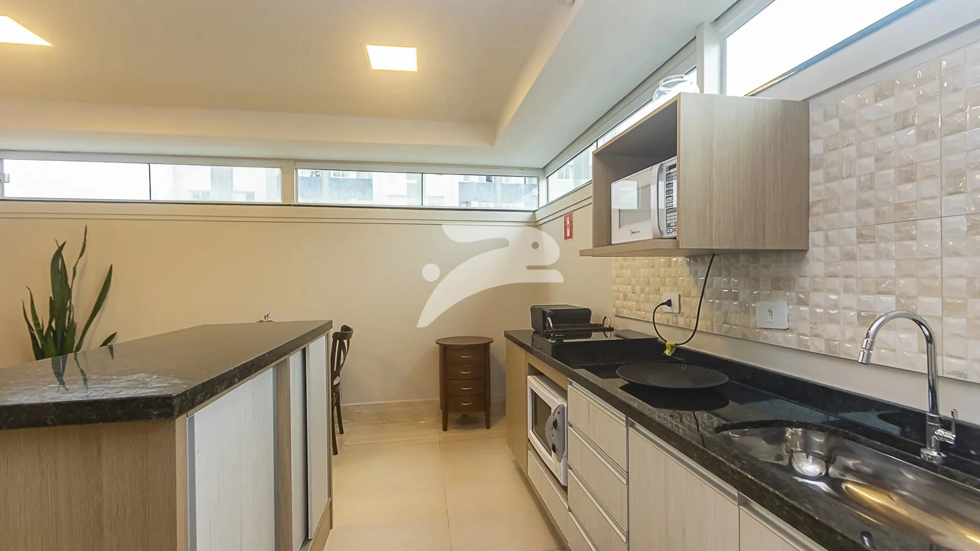 Apartamento mobiliado de 1 quarto com box de vidro — photo 7