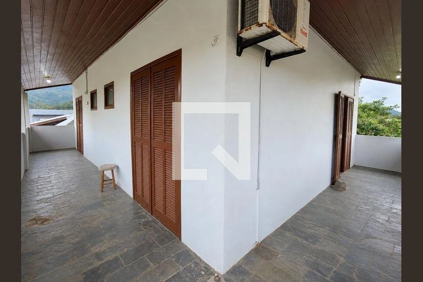 Furnished house, 270 m², with a grill on the balcony — photo 8