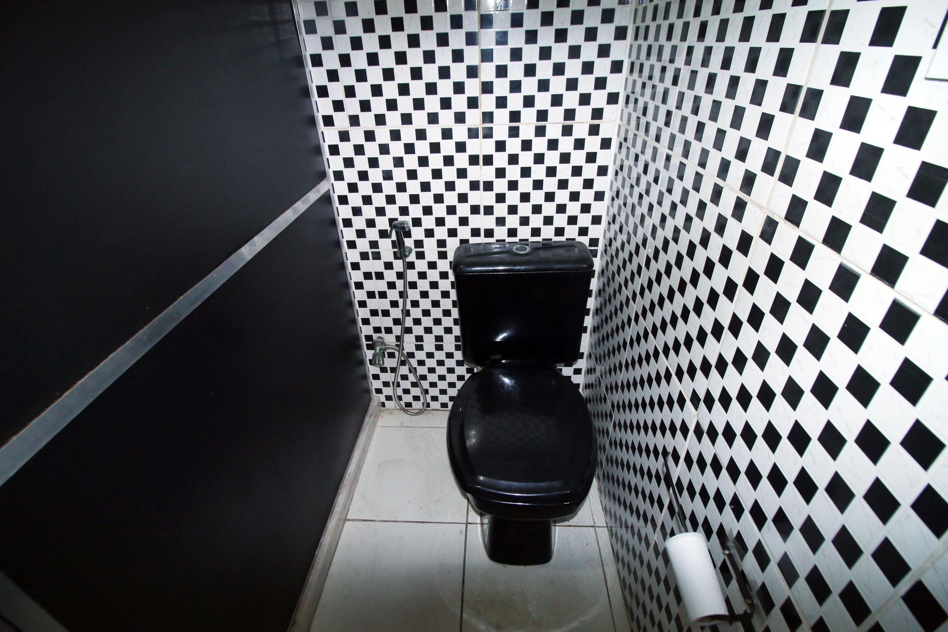 Apartamento de 2 quartos com piso de madeira ou laminado — photo 5