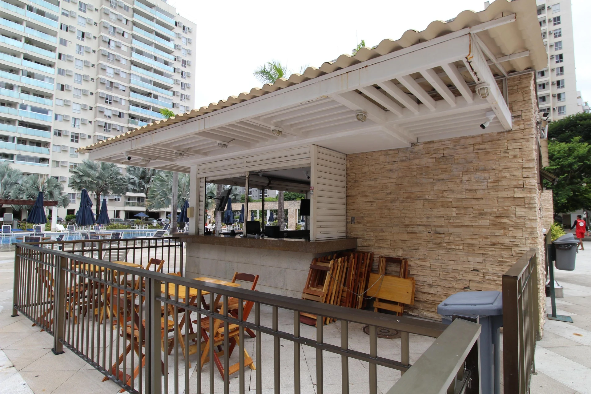 Apartment with 3 bedrooms and 2 bathrooms plus balcony — photo 13