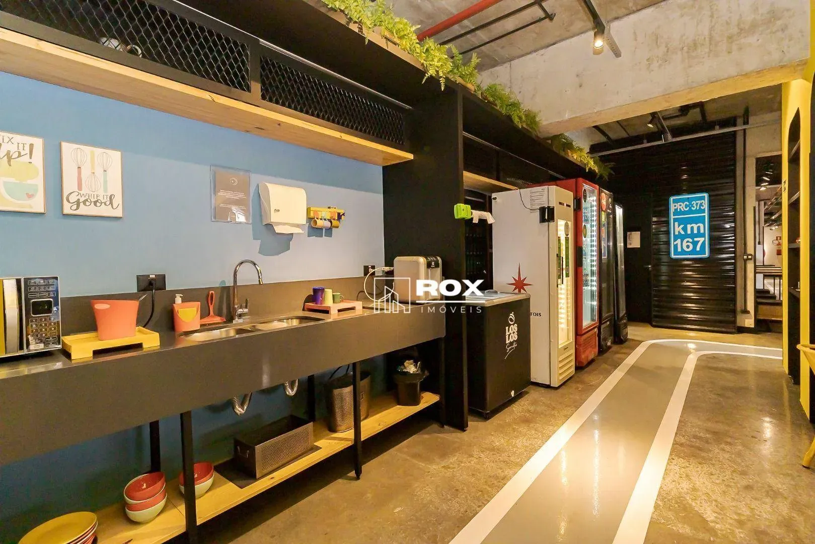 Estudio amueblado de 58 m² con 1 dormitorio y balcón — photo 21