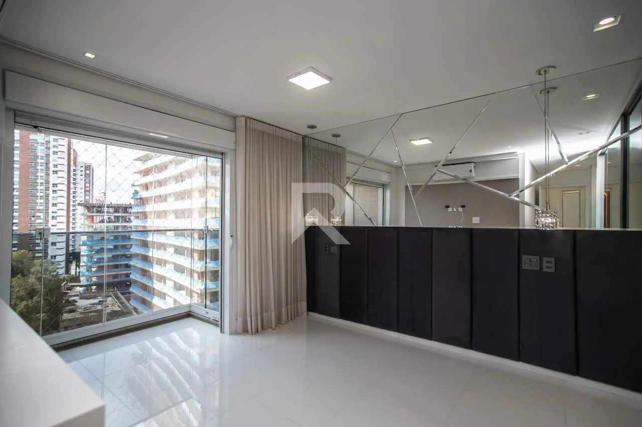 Furnished apartment with 4 en-suite rooms and glazed balcony — photo 21