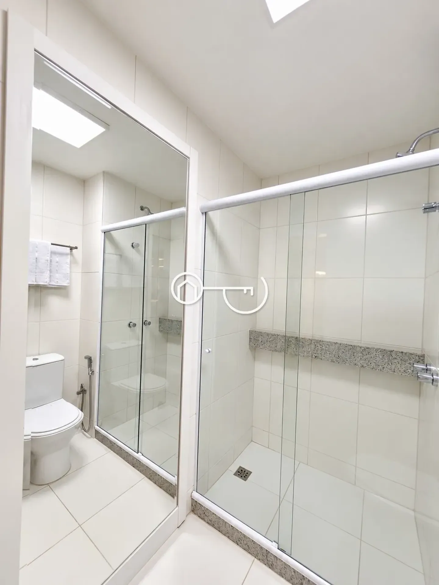 Furnished apartment, 93 m², with a mountain view — photo 21