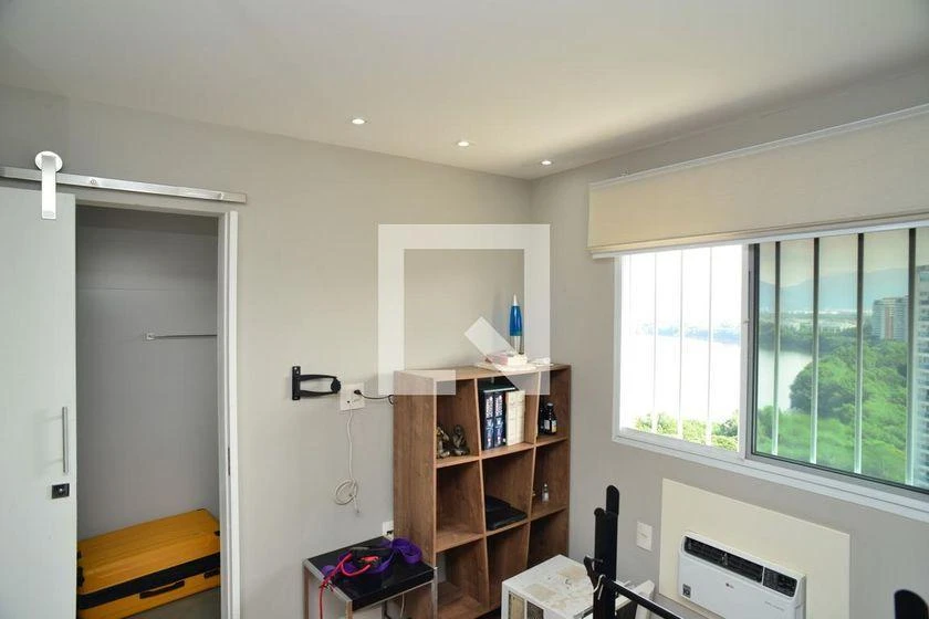4-bedroom apartment with 250 m² and 3 en-suite baths — photo 28