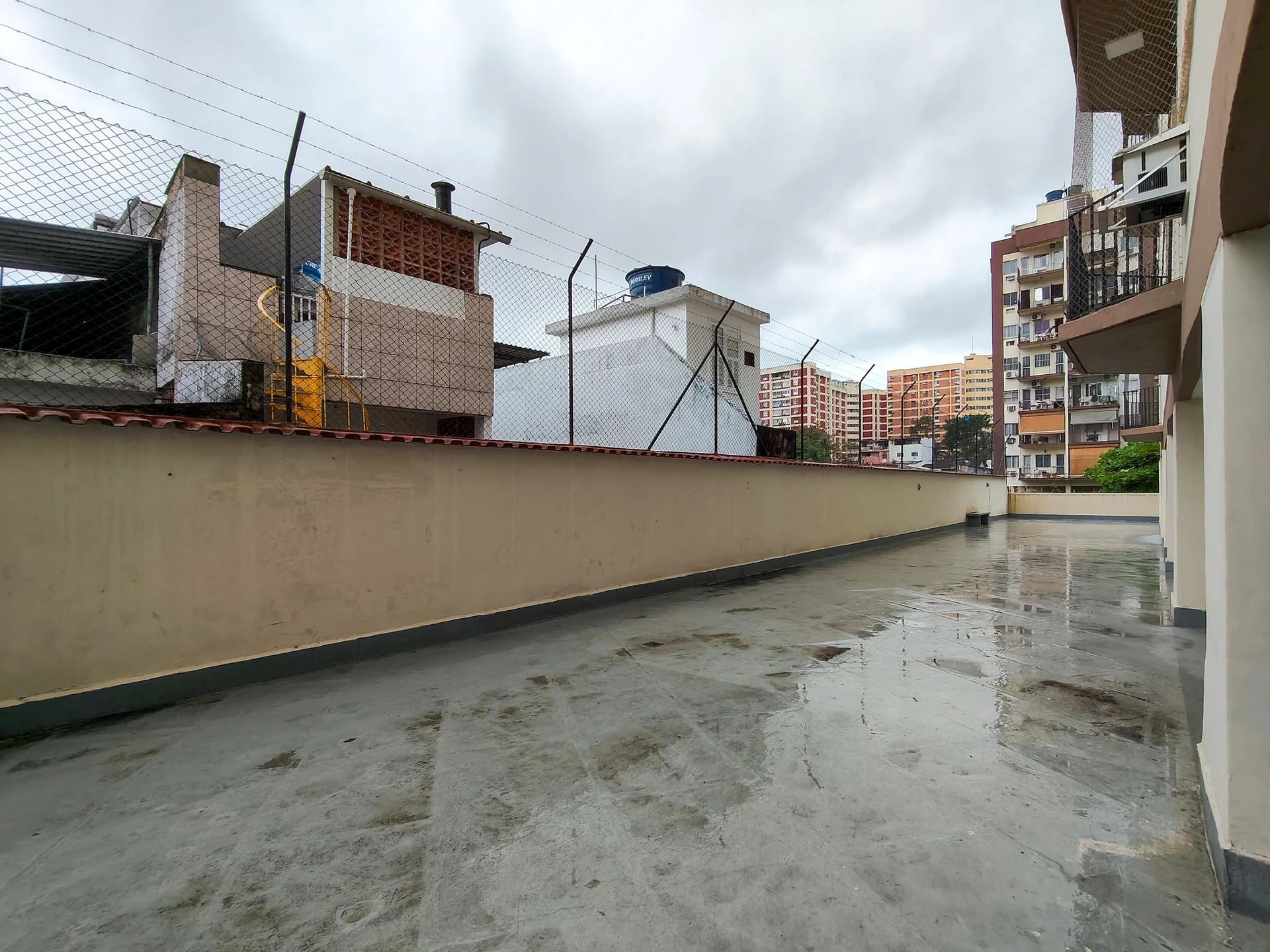 Apartamento com 3 quartos e varanda com churrasqueira — photo 72