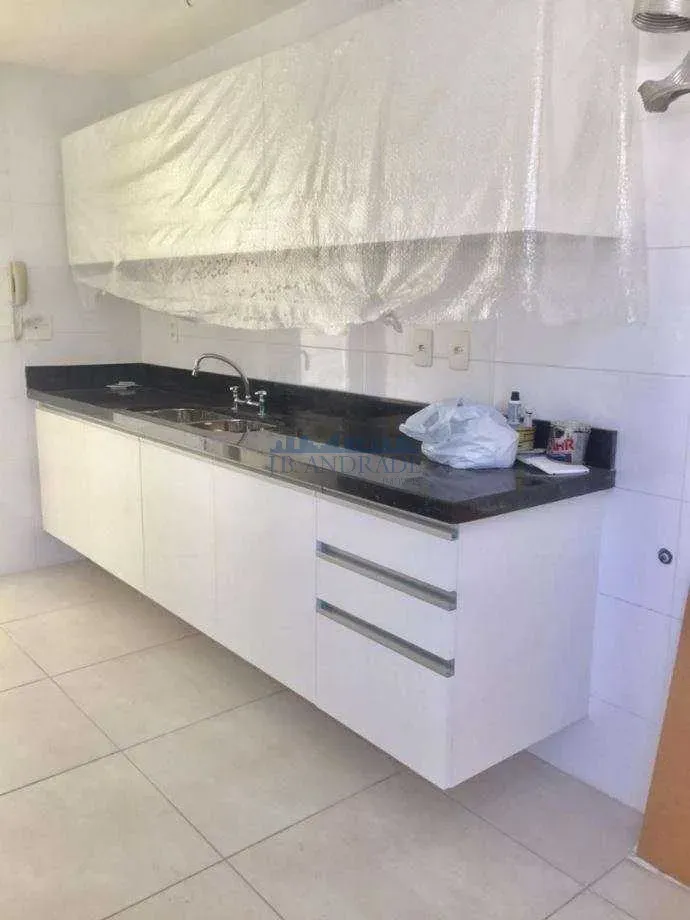 320 m² apartment with a walk-in closet and a mountain view — photo 24