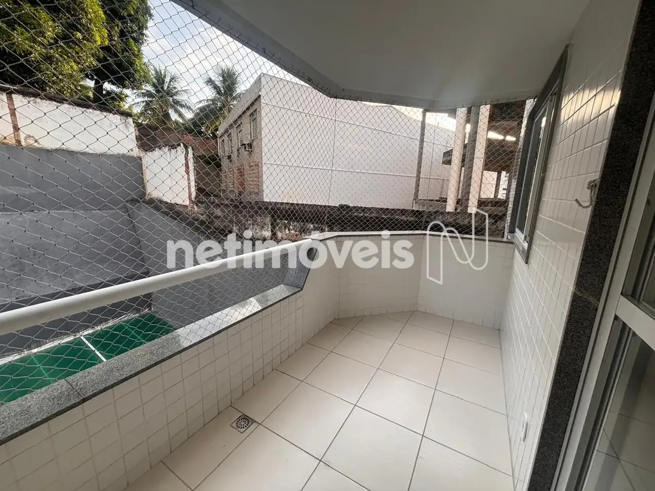 1-bedroom apartment with closed kitchen and balcony — photo 18