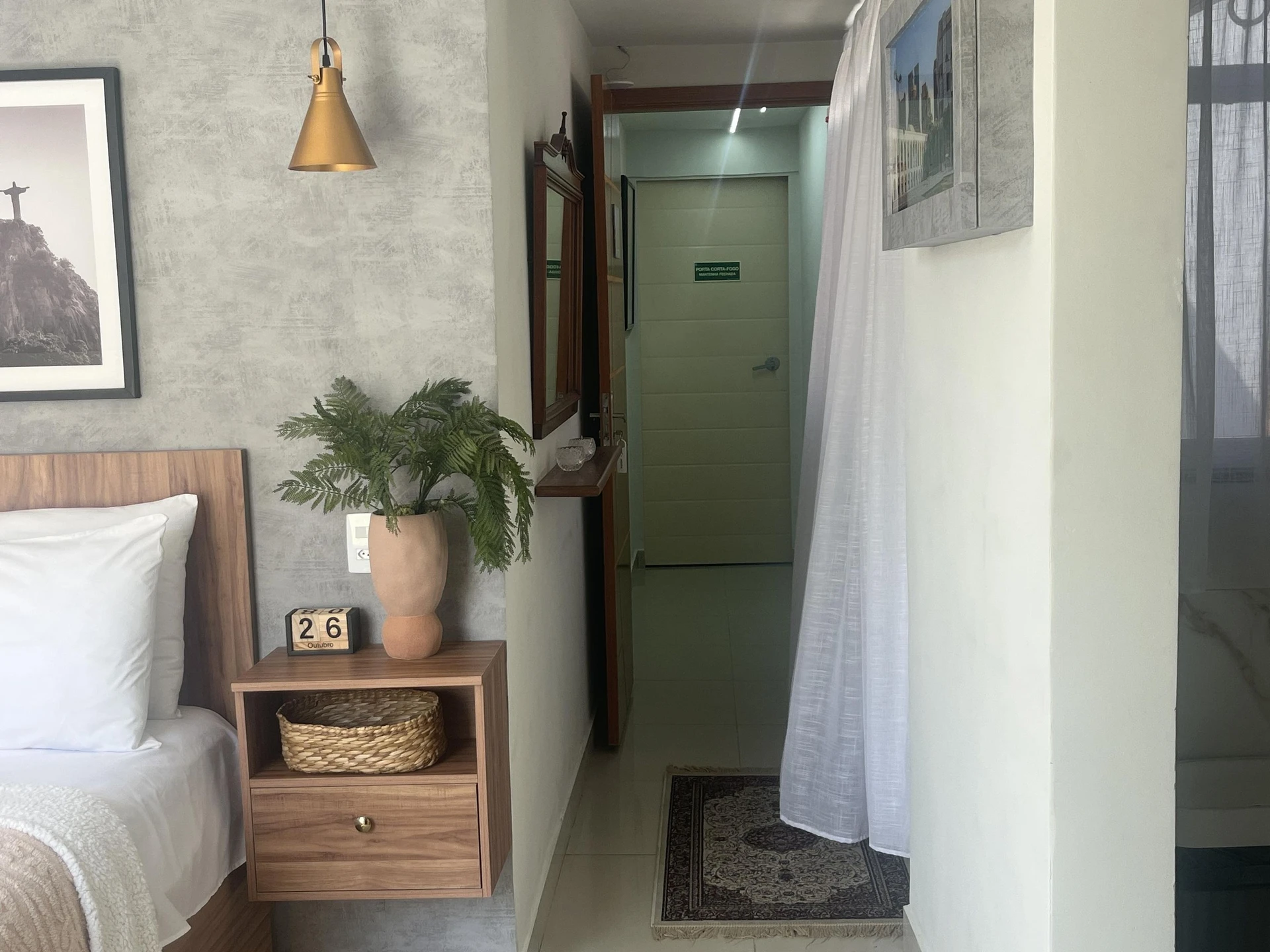 Furnished studio, 30 m², with a washing machine — photo 11