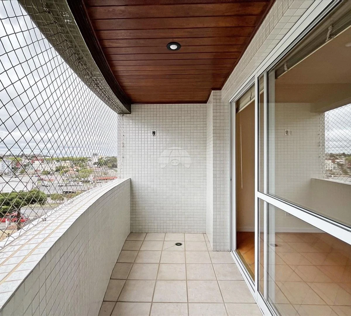 Apartment, 156 m², with a glass-enclosed balcony — photo 7