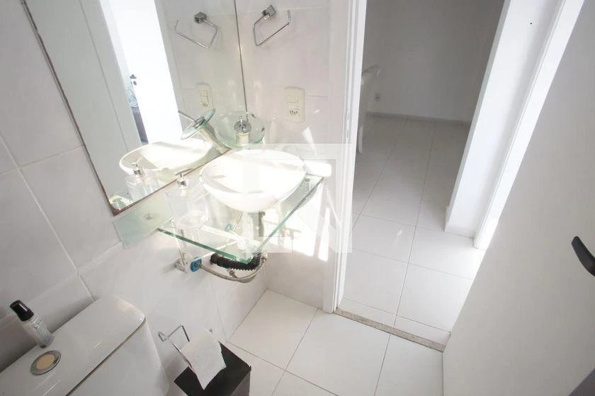 Departamento de 2 dormitorios con balcón cerrado con vidrio — photo 34