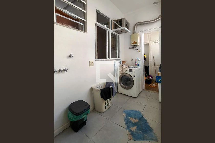 Rental apartment with 3 bedrooms and 208 m² — photo 19