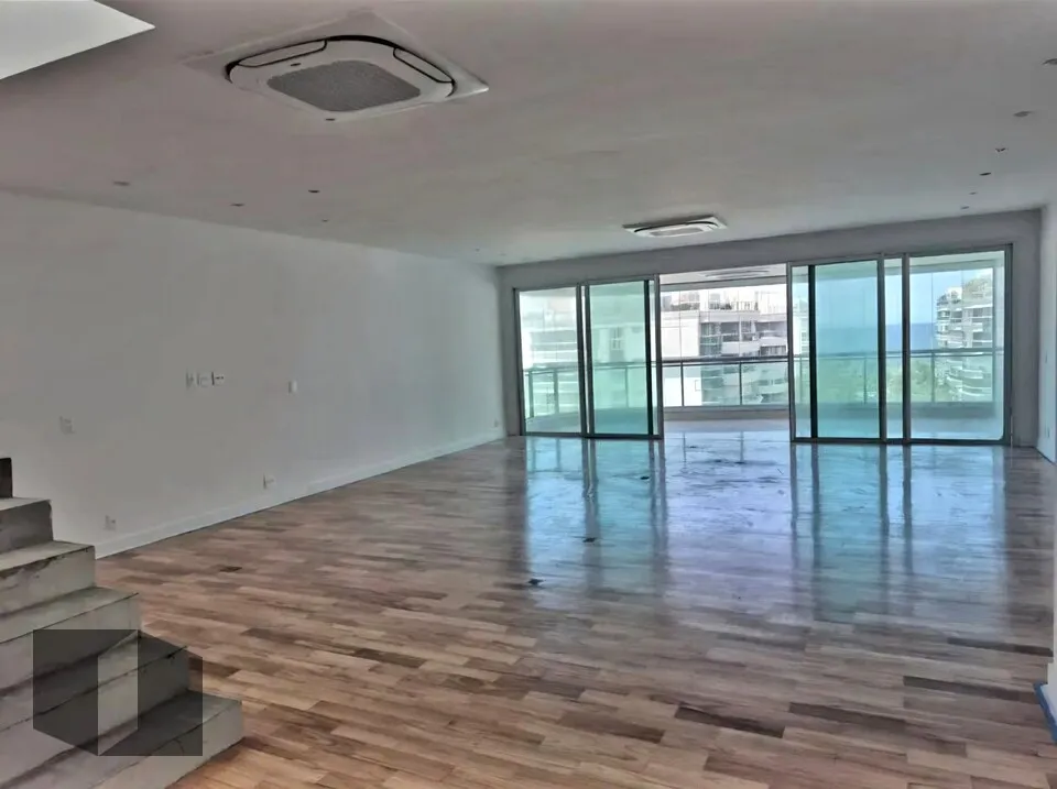 Penthouse with 5 bedrooms and balcony BBQ — photo 24