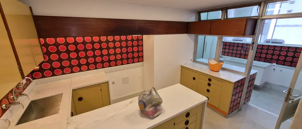 300 m² apartment with 4 bedrooms and gas kitchen — photo 56
