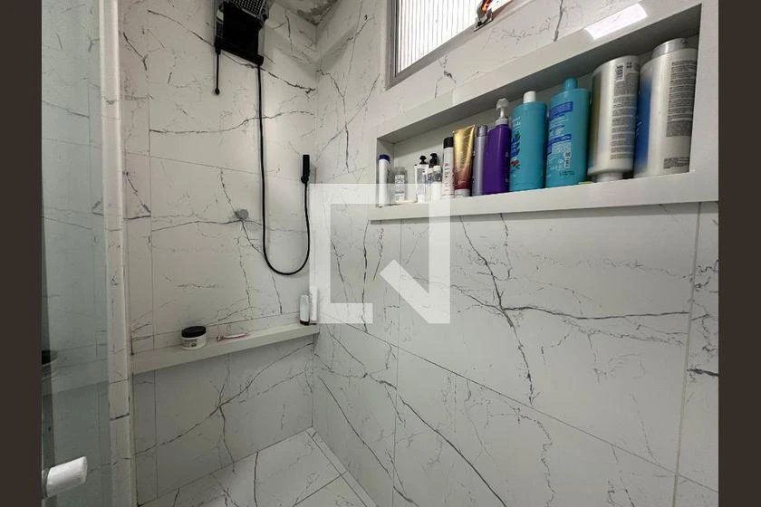 Furnished apartment, 429 m², with floor-to-ceiling windows — photo 23