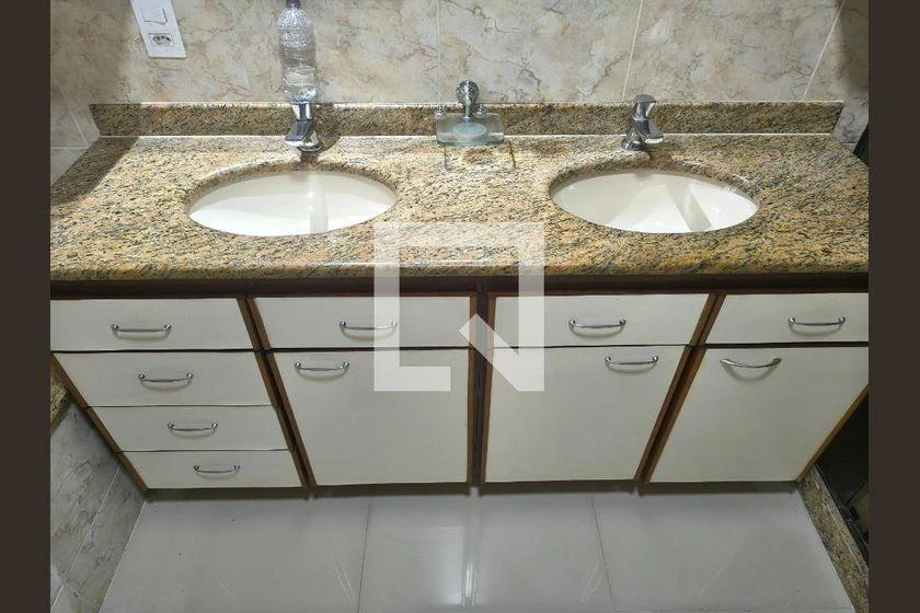 Мебльований будинок з 3 спальнями на 297 м² — photo 50