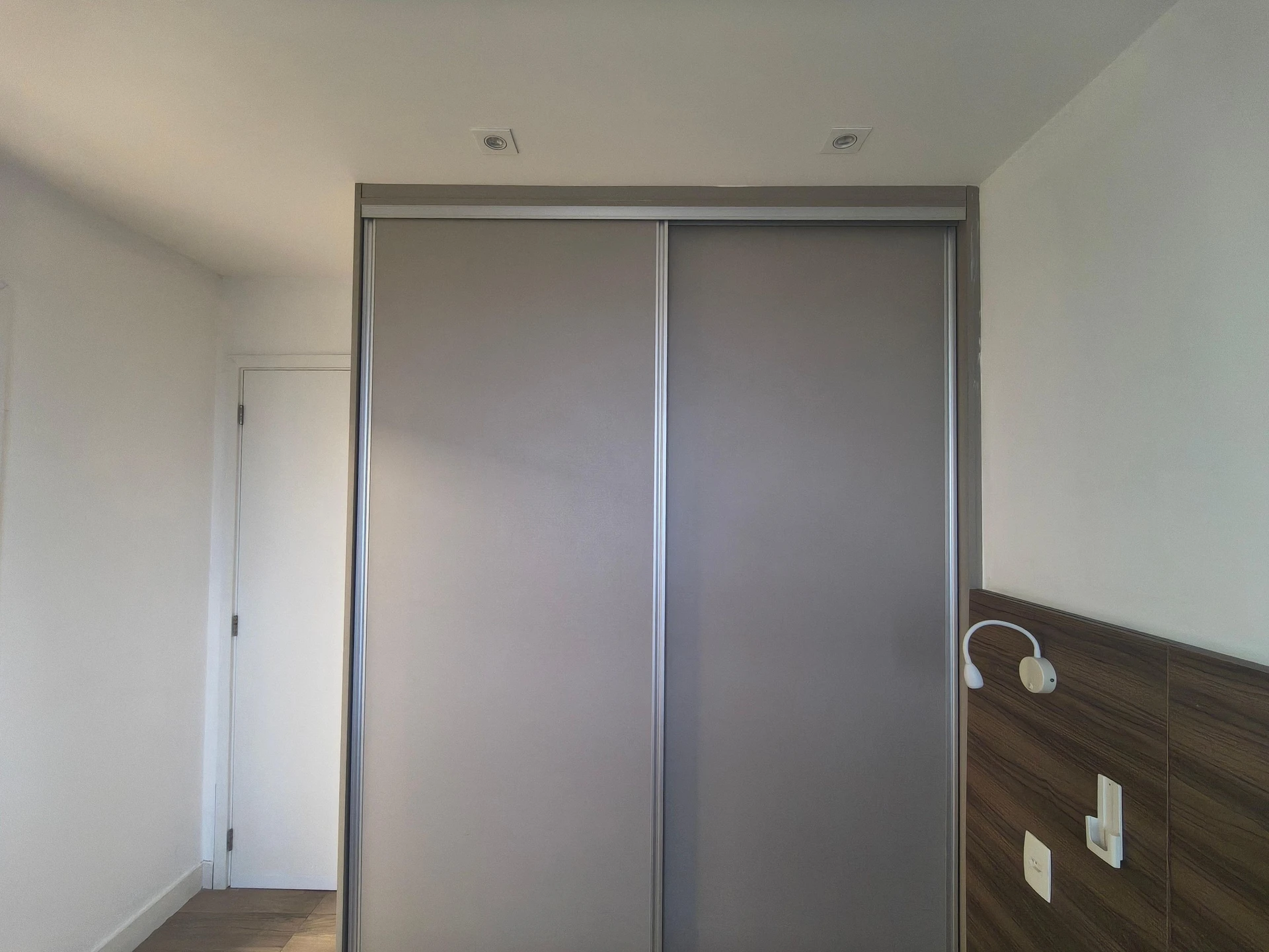 Apartamento mobiliado com 2 quartos e 3 banheiros — photo 47